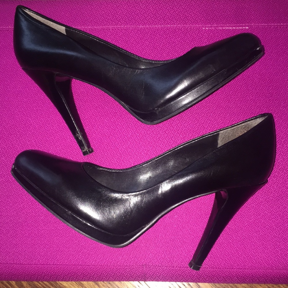 Nine West Black Leather Pumps, 7M